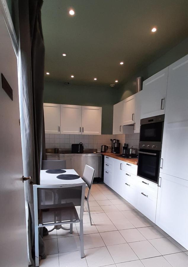Le Manoir De Villefermoy Les Ecrennes Bagian luar foto