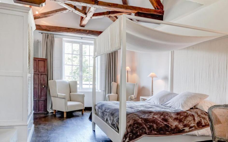 Le Manoir De Villefermoy Les Ecrennes Bagian luar foto