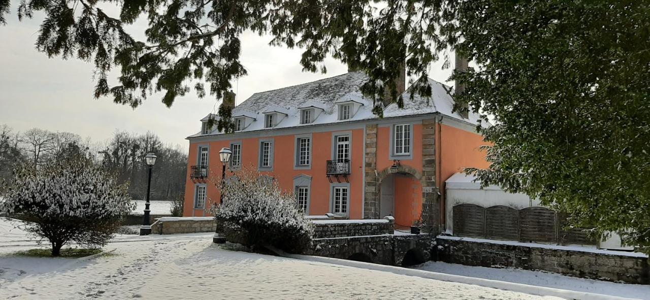 Le Manoir De Villefermoy Les Ecrennes Bagian luar foto