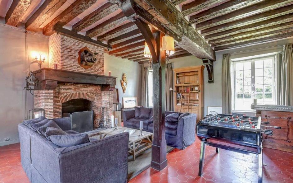 Le Manoir De Villefermoy Les Ecrennes Bagian luar foto